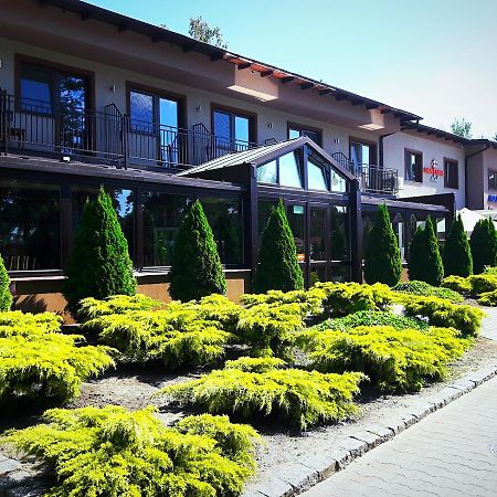 Santana Club Wielen Zaobrzanski Exterior photo